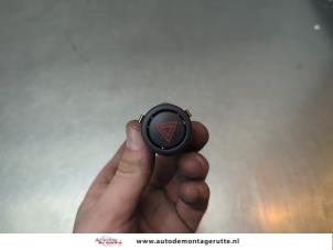O191936 Gebruikte paniekverlichtings schakelaar Saab 9-3