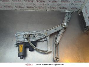 O192044 Gebruikte ruitmechaniek 4deurs links-voor Opel Astra