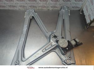 O192061 Gebruikte raammechaniek 2deurs rechts-voor Smart Fortwo