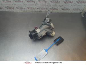 O192095 Gebruikte sleutel+contactslot Nissan Micra
