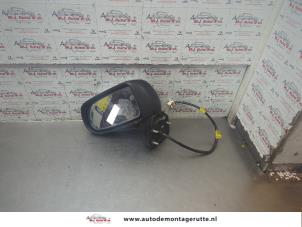 O192106 Gebruikte spiegel buiten links Mazda Premacy