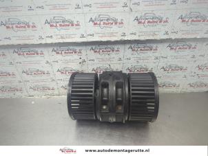 O192138 Gebruikte kachel ventilatiemotor Renault Megane