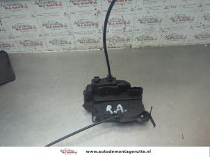 O192149 Gebruikte slotmechaniek portier 4deurs rechts-achter Renault Megane