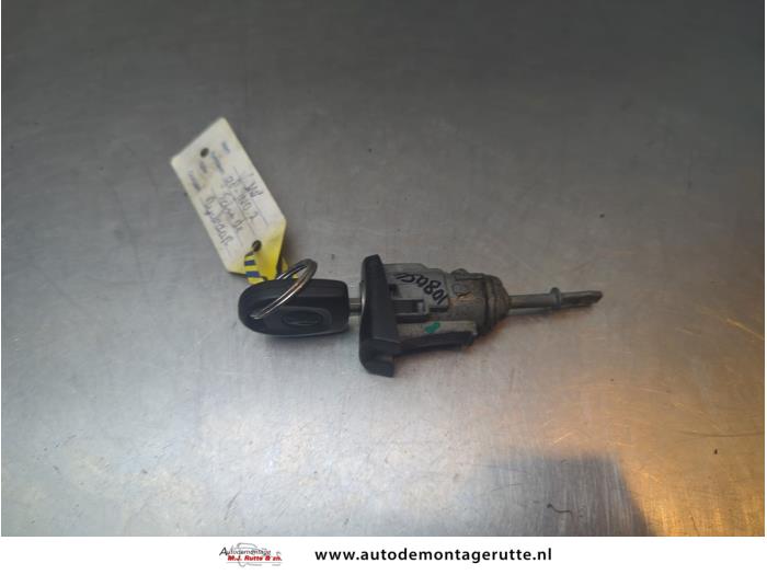 Gebruikte Kontaktslot+Sleutel Volkswagen Fox O192167