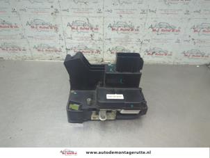 O192168 Gebruikte portierslot mechaniek 4deurs rechts-voor Ford Fusion