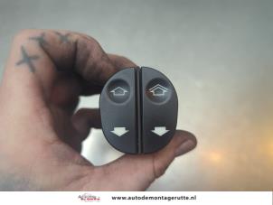 O192201 Gebruikte schakelaar elektrisch raam Ford Fusion