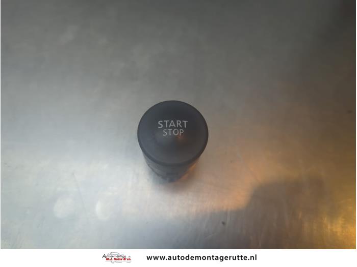 Gebruikte Start/Stop schakelaar Renault Megane O192215