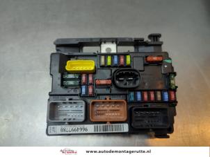 O192284 Gebruikte zekeringkast Peugeot 207