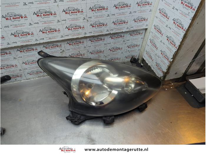 Gebruikte Rechter Koplamp Toyota Aygo O192313