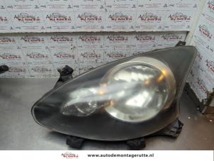 O192314 Gebruikte koplamp links Toyota Aygo