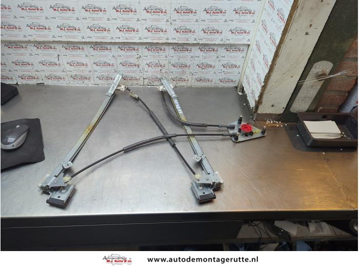 Gebruikte Ruitmechaniek 4Deurs rechts-voor Seat Altea O192361