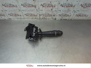 O192385 Gebruikte ruitenwis schakelaar Renault Twingo
