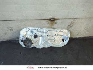 O192406 Gebruikte ruitmechaniek 2deurs rechts-voor Volvo C30