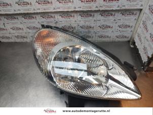 O192456 Gebruikte koplamp rechts Citroen Xsara Picasso