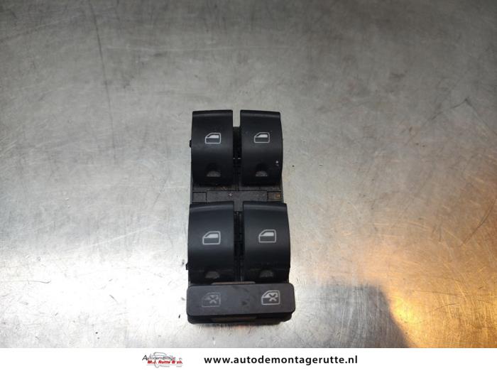 Gebruikte Schakelblok ruiten Audi A4 O192478