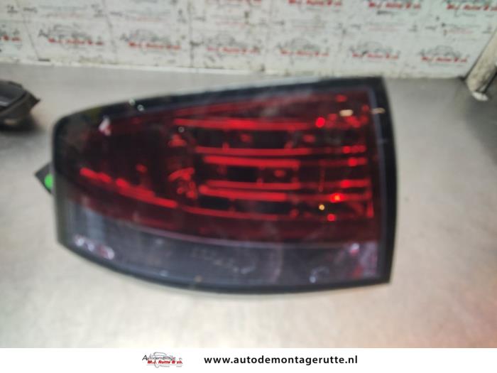 Gebruikte Achterlicht links Audi A4 O192496
