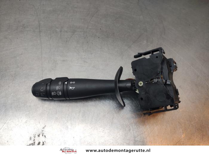 Gebruikte Richtingaanwijzer Schakelaar Renault Twingo O192515