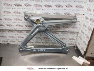 O192526 Gebruikte raammechaniek 2deurs links-voor Smart Fortwo