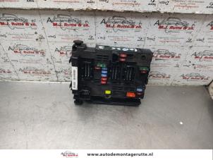 O192532 Gebruikte zekeringkast Peugeot 307