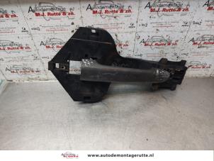 O192543 Gebruikte portiergreep 2deurs links Mercedes Sprinter