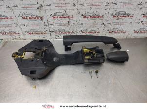 O192544 Gebruikte portiergreep 2deurs rechts Mercedes Sprinter