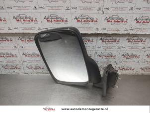 O192566 Gebruikte buitenspiegel links Nissan NV200