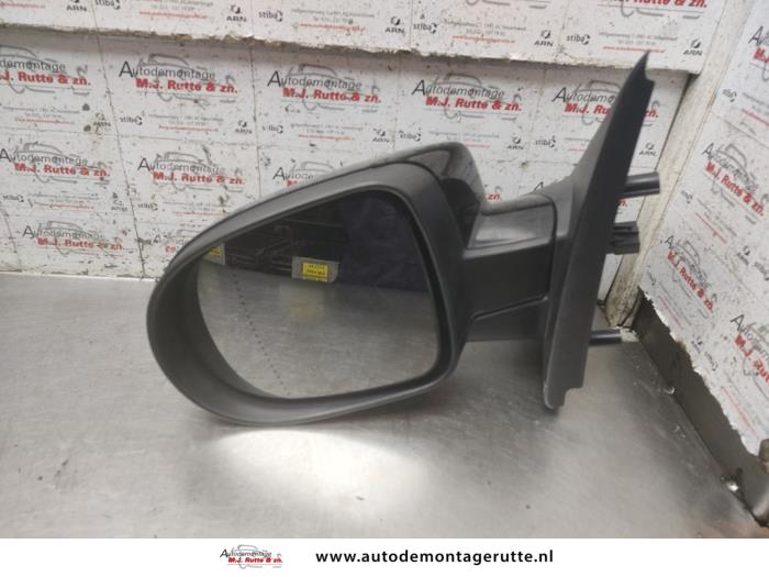 Gebruikte Buitenspiegel links Renault Twingo O192570