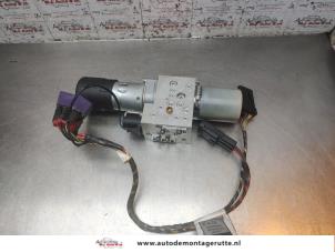 O192572 Gebruikte cabriodak motor Peugeot 207