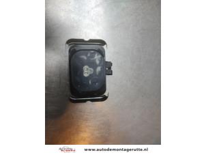 O192581 Gebruikte sensor regen Peugeot 5008