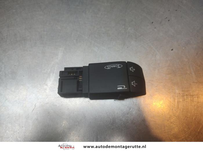 Gebruikte Radiobediening Stuur Renault Twingo O192600