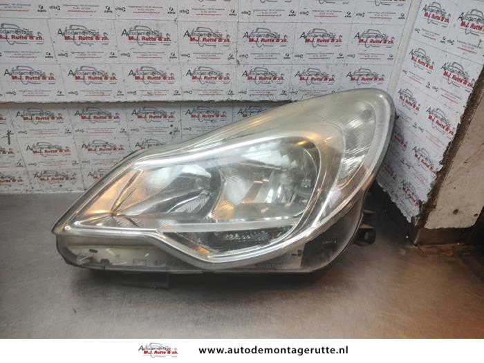 Gebruikte Koplamp links Opel Corsa O192642