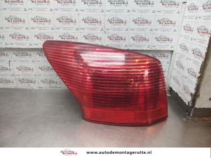 O192652 Gebruikte achterlicht links Peugeot 407