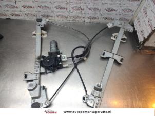 O192682 Gebruikte ruitmechaniek 4deurs links-voor Citroen Berlingo