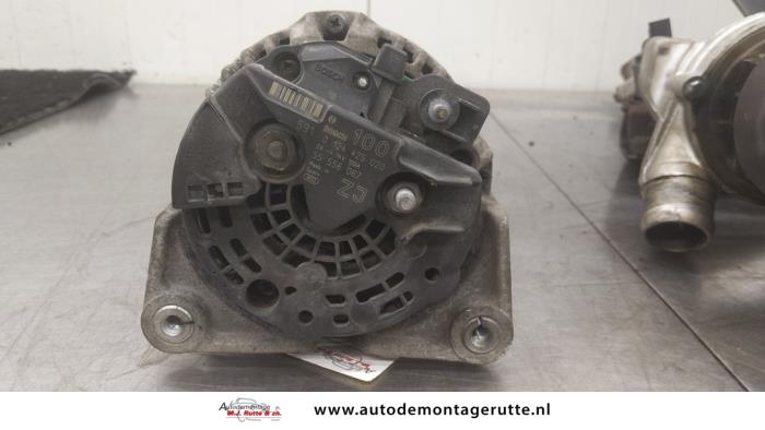 Gebruikte Alternator Opel Zafira O192710