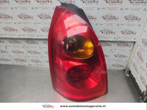 O192733 Gebruikte achterlicht links Nissan Primera