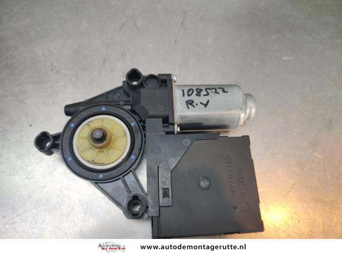 Gebruikte Raammotor Portier Volkswagen Touran O192789