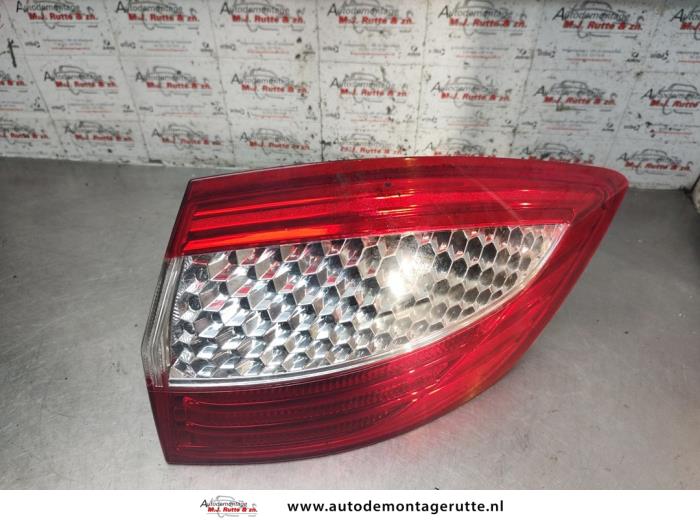 Gebruikte Achterlicht rechts Ford Mondeo O192801