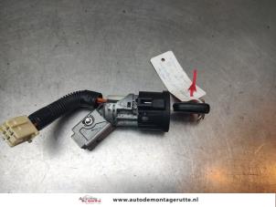 O192811 Gebruikte sleutel+contactslot Citroen C1