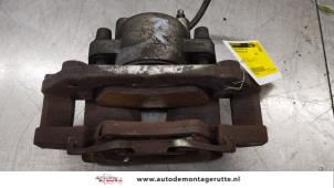 O192822 Gebruikte remklauw (tang) rechts-voor Chrysler Voyager