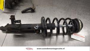 O192827 Gebruikte mac phersonpoot links-voor Opel Zafira