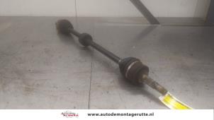 O192833 Gebruikte cardanas rechts-voor (vwa) Nissan Primera