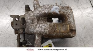 O192841 Gebruikte remklauw (tang) rechts-achter Peugeot 2008