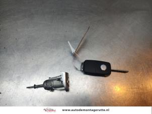 O192868 Gebruikte cilinderslot portier links Volkswagen Polo