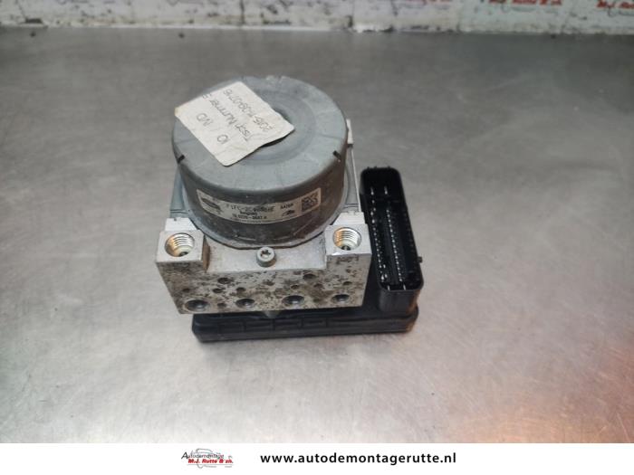 Gebruikte ABS Pomp Ford Focus O192876