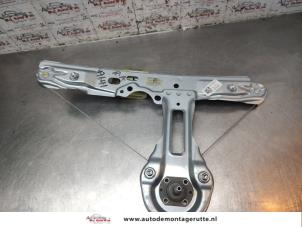 O192880 Gebruikte ruitmechaniek 4deurs rechts-achter Ford Focus