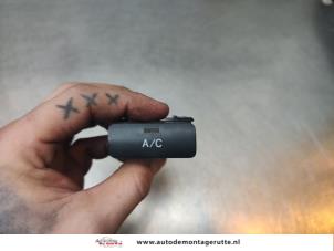 O192913 Gebruikte airco schakelaar Toyota Corolla Verso