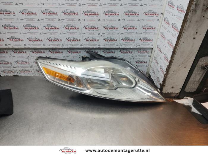 Gebruikte Rechter Koplamp Ford Mondeo O192923