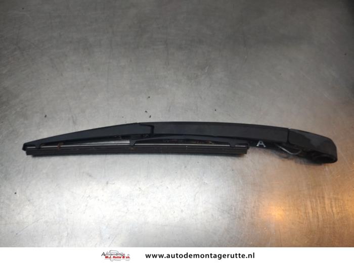 Gebruikte Ruitenwisserarm achter Toyota Corolla Verso O192942