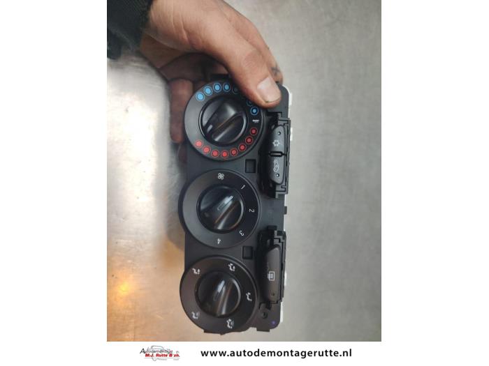 Gebruikte Chaufage Bedieningspaneel Opel Corsa O192992