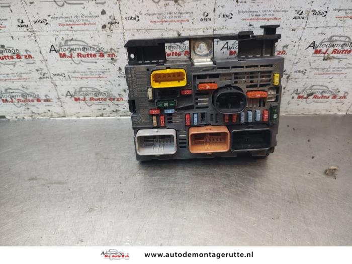 Gebruikte Zekeringkast Peugeot 308 O193040